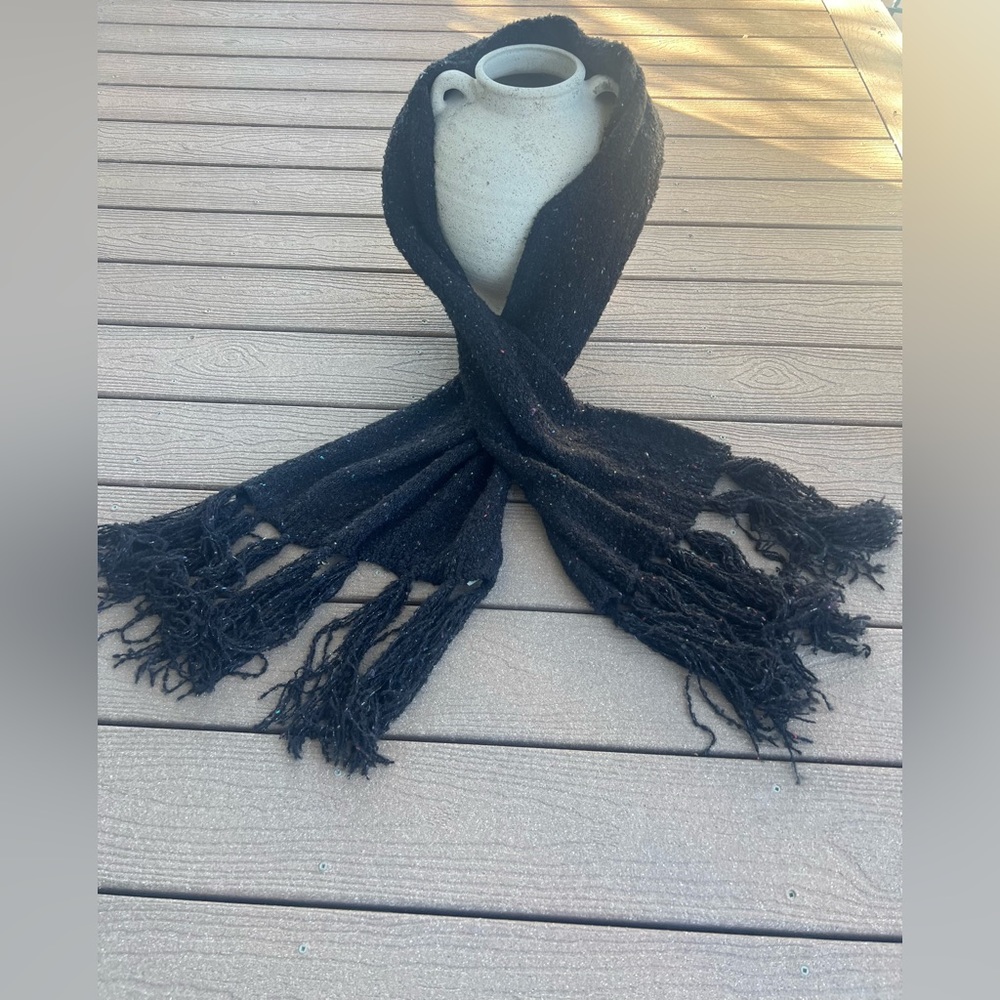 13. ALTAR’D STATE Convertible Infinity Scarf Shimmer Black. One size